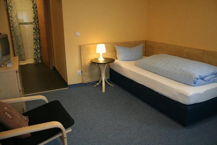 Hotel Zum Grunewald Dinslaken Habitación foto